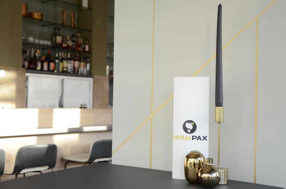 Hotel Pax Diksmuide Exteriör bild