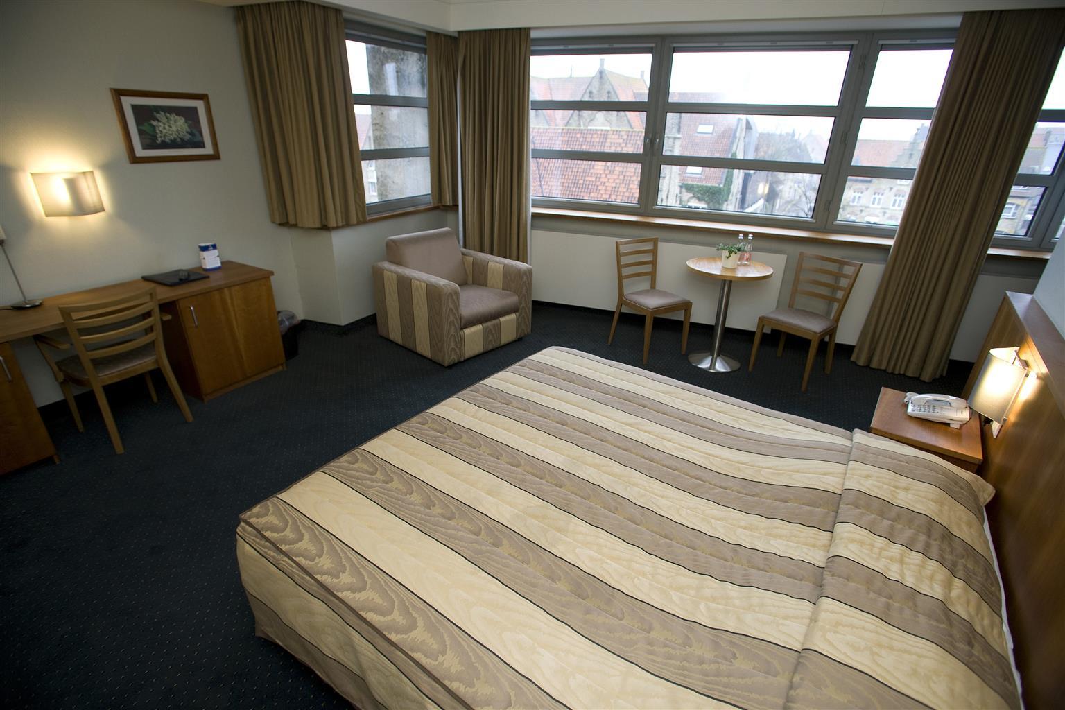 Hotel Pax Diksmuide Exteriör bild