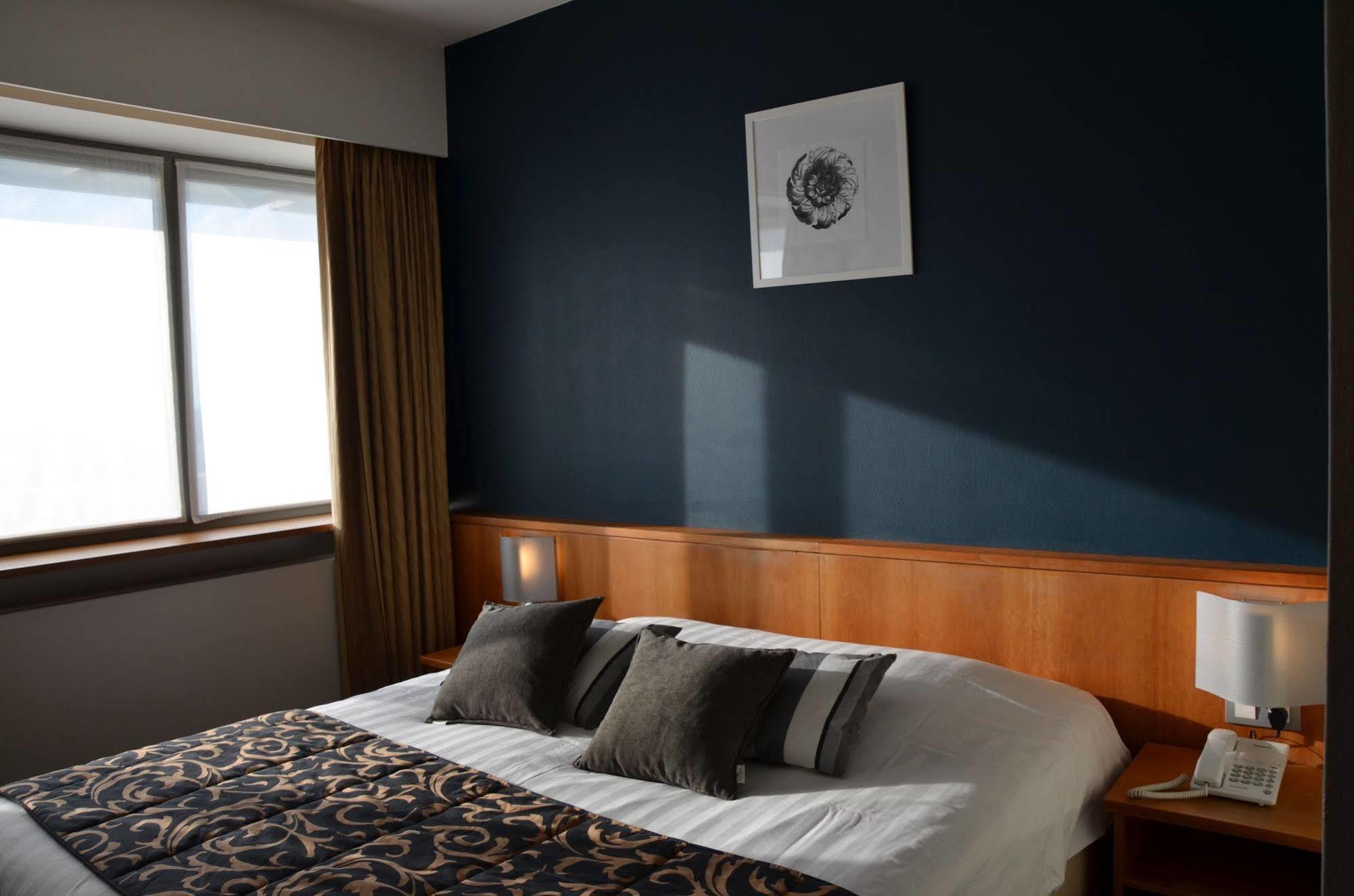 Hotel Pax Diksmuide Exteriör bild